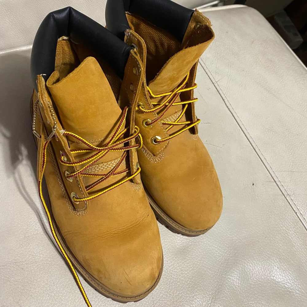 Timberland 6-inch boots